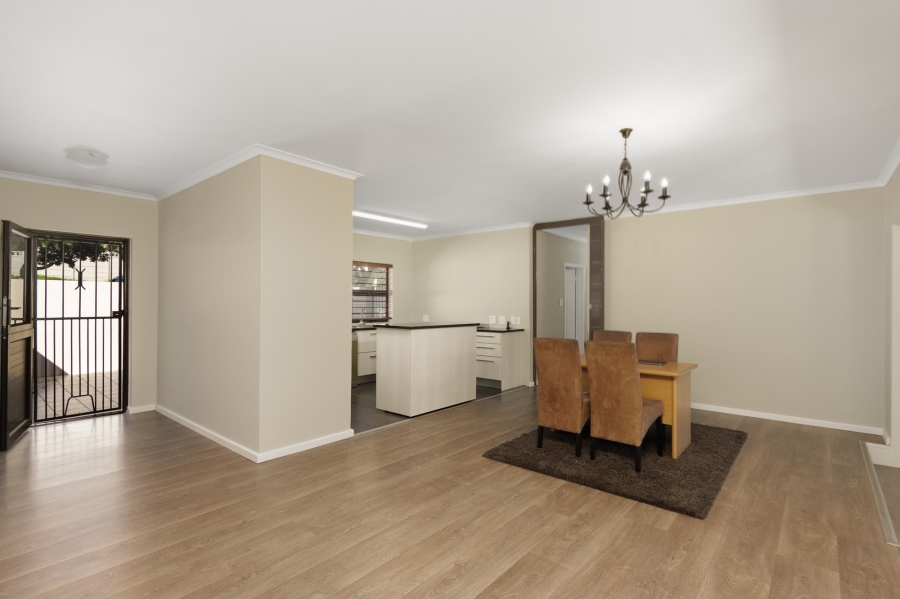 3 Bedroom Property for Sale in Mountainside Western Cape